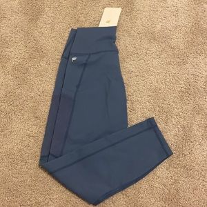 Fabletics Leggings (never worn)